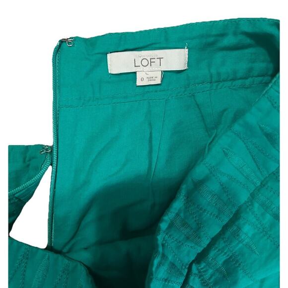Loft Green Women’s Embroidered Pencil Skirt Size 0 28” Waist 100% Cotton - Picture 6 of 7